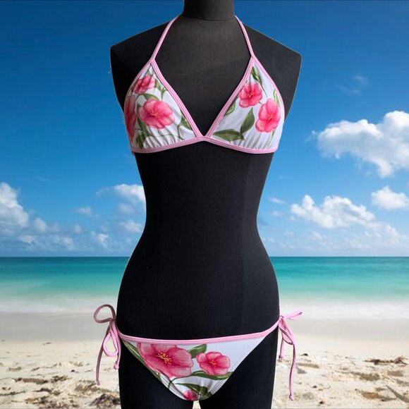 Billabong BLUE CRUSH era Vintage White & pink floral triangle set RARE - Picture 1 of 6